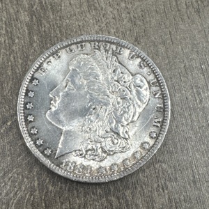1884 MORGAN SILVER DOLLAR