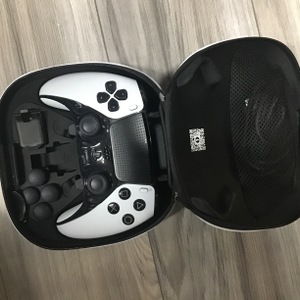 PLAYSTATION 5 DUALSENSE EDGE CONTROLLER WITH CASE AND ACCESSORIES 