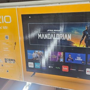 VIZIO 65" 4K SMART TV