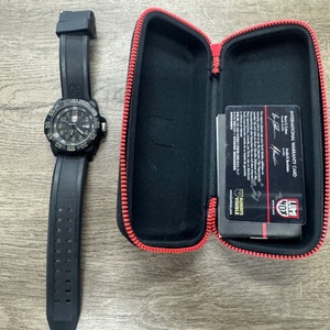 LUMINOX Watch 3050/3950 with case