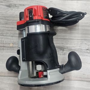 MILWAUKEE CORDED ROUTER