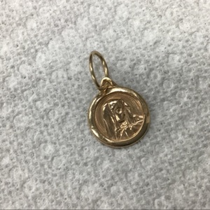 Yellow Gold Pendant 1.5g/14kt 