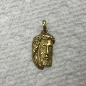 Yellow Gold Pendant 0.7g/18kt 