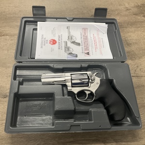 RUGER SP101 .357 MAG WITH HAMMER, HAS CASE 