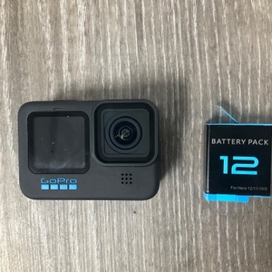 GO PRO HERO 11 BLACK W/EXTRA BATTERY