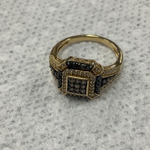 Gold Fashion Ring 4.2g/14kt - 52 Diamond White Round Diamonds Faint Color SI2 0.520ct/0.10g, 15 Diam