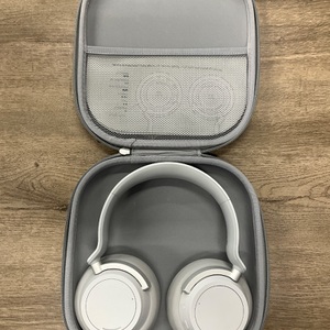MICROSOFT HEADPHONES 1830 W/CASE 