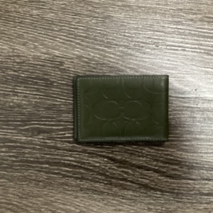 COACH BILLFOLD WALLET