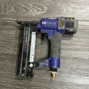 Central Pneumatic 97524 / 40116 2-in-1 18 Gauge Brad Nailer Stapler Kit 2"