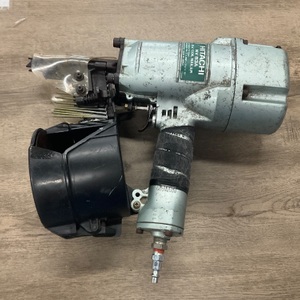 HITACHI NV 83A 3-1/4" COIL NAIL GUN