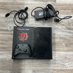 XBOX ONE W/ HEADSET