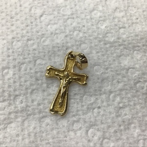 Gold Cross Pendant 1.8g/18kt 