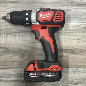 MILWAUKEE 18V DRILL