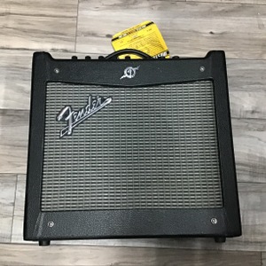Fender Mustang V2 Guitar Amp