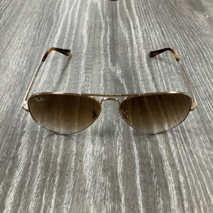 RAY BAN AVIATOR SUNGLASSES