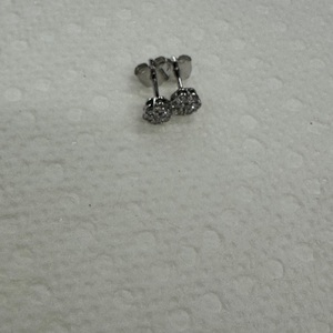 White Gold Diamond Studs Earrings 0.7g/10kt - 14 Lab Grown White Round Lab Growns 0.280ct/0.06g 
