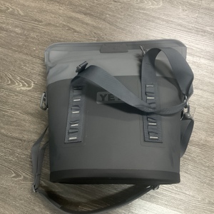 YETI HOPPER M15