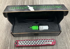 HERETIC KNIVES CLERIC DOUBLE EDGE REDF HANDLE W/ TEXTURED METAL INLAYS STONEWASH