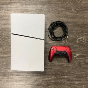 PS5 SLIM DIGITAL W/CONTROLLER