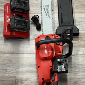 MILWAUKEE DUAL BATTERY 18V CHAINSAW