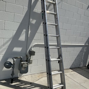 WERNER 15 FT EXTENSION LADDER D1216-2 