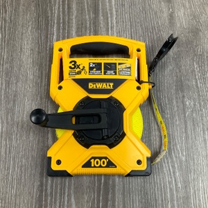 DEWALT 100' TAPE MEASURE