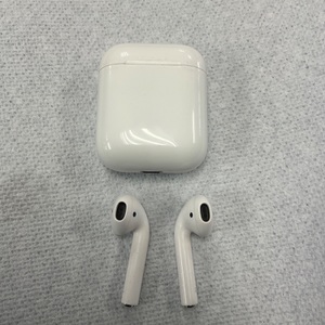 APPLE AIRPOD 2ND GEN HEADPHONES