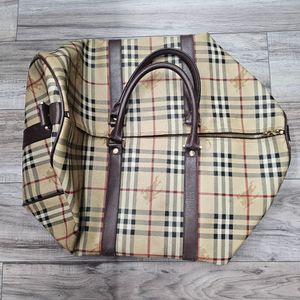 BURBERRY DUFFEL BAG