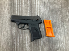 RUGER EC9S 9MM PISTOL W/ SAFETY MAG