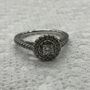 White Gold Cluster Ring 3g/10kt 
