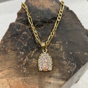 10K Yellow Gold Figaro Chain 16" w/ White Stone Mary Pendant 3.2Gr