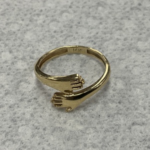 14K YG 2GR Size 6.5 Hands Ring