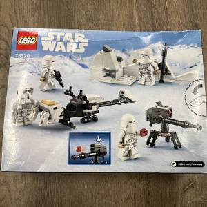 LEGO 75320 SNOWTROOPER
