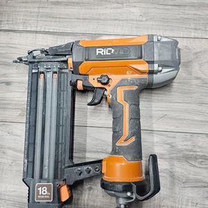 RIDGID 18 GA BRAD NAILER R213BNF3