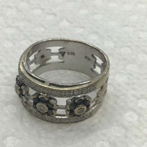 White Gold Cluster Ring Sz:6.0 7.1g/18kt -