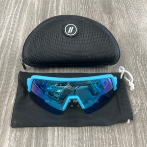 BLENDERS RAINWALKER POLARIZED SUNGLASSES WITH CASE