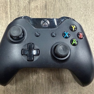 MICROSOFT XBOX ONE CONTROLLER