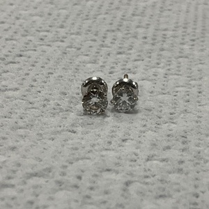 14K White Gold Lab Grown Diamond Stud Earrings 0.8Gr .66CTW 