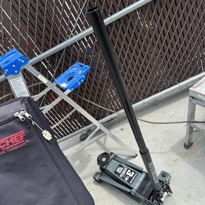 PITTSBURGH 3TON FLOOR JACK