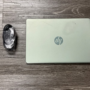 HP LAPTOP 14, CORE I5, 8GB RAM, 256GB STORAGE, INTEL GRAPHICS