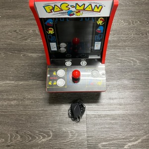 PAC MAN ARCADE MACHINE