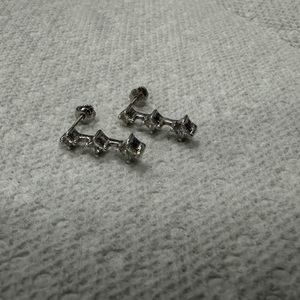 White Gold Studs Earrings 2.5g/14kt 