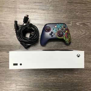 XBOX SRS S 500GB W/ WIRED POWER A CONTROLLER