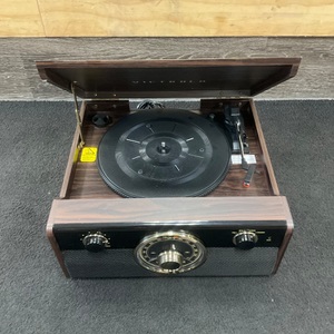 VICTROLA VTA-240B