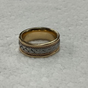 14K Two Tone Gold 7.7Gr Braided Design Ring Size 6.5 