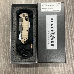 Benchmade 2950BK-1 Auto Immunity Knife
