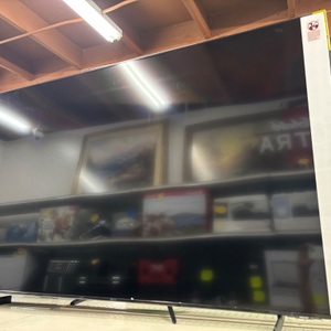 SAMSUNG 75" 4K SMART TV AU8000