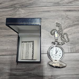 AMERICAN HISTORY SOCIETY QUARTZ POCKET WATCH