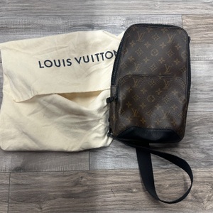 LOUIS VUITTON AVENUE SLING BAG MACASSAR MONOGRAM