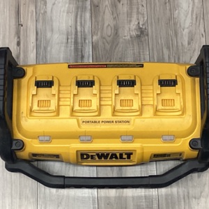 DEWALT DCB1800 POWER STATION